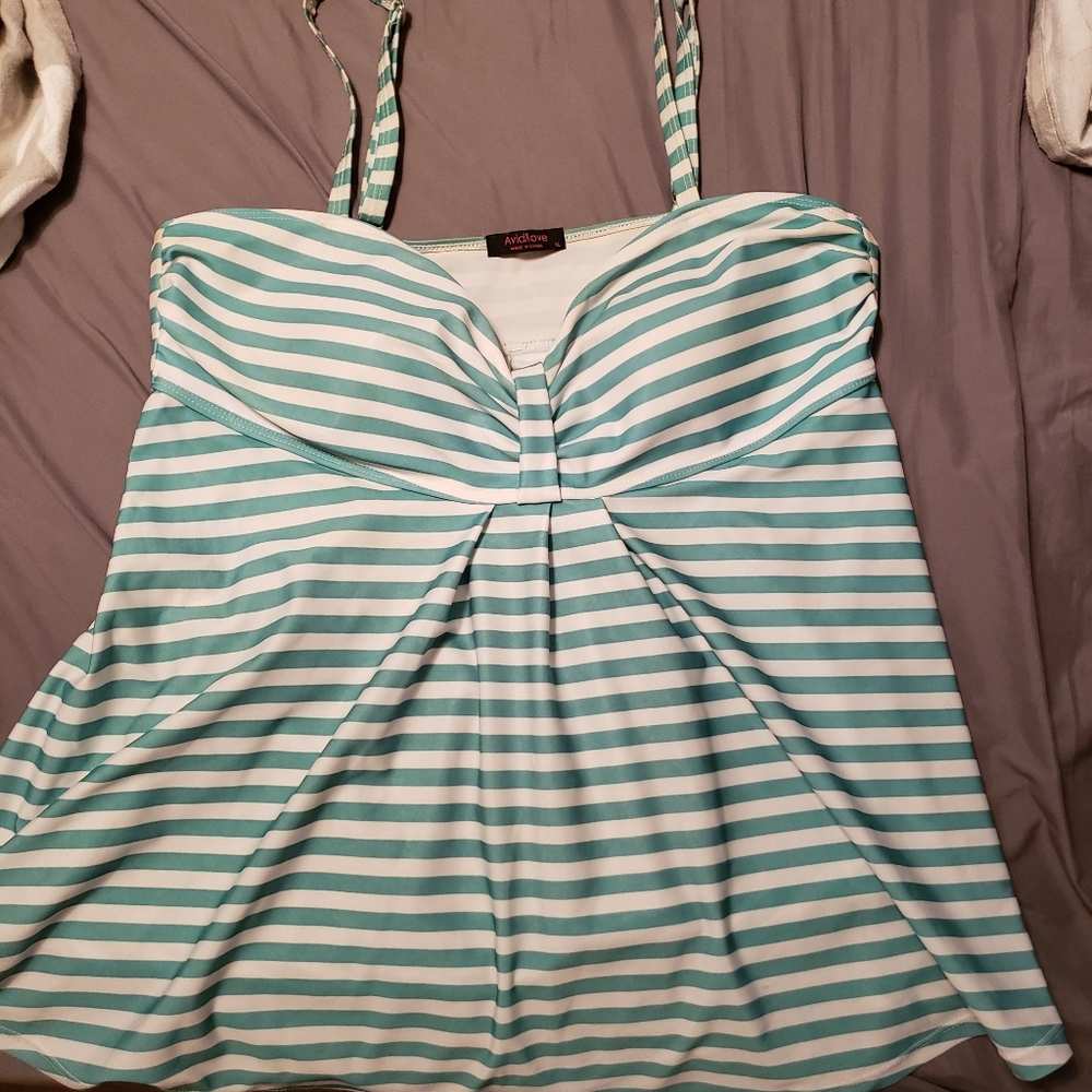 XL AvidLove Bathing Suit Top